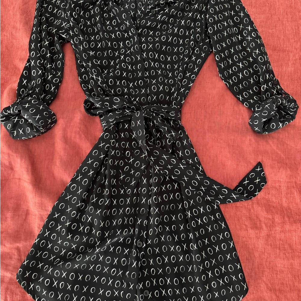 Banana Republic Black XO Pattern Long Sleeve Dress